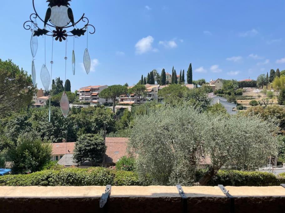 Appartement 2 Pieces 6Mn A Pied Du Centre Vence Luaran gambar
